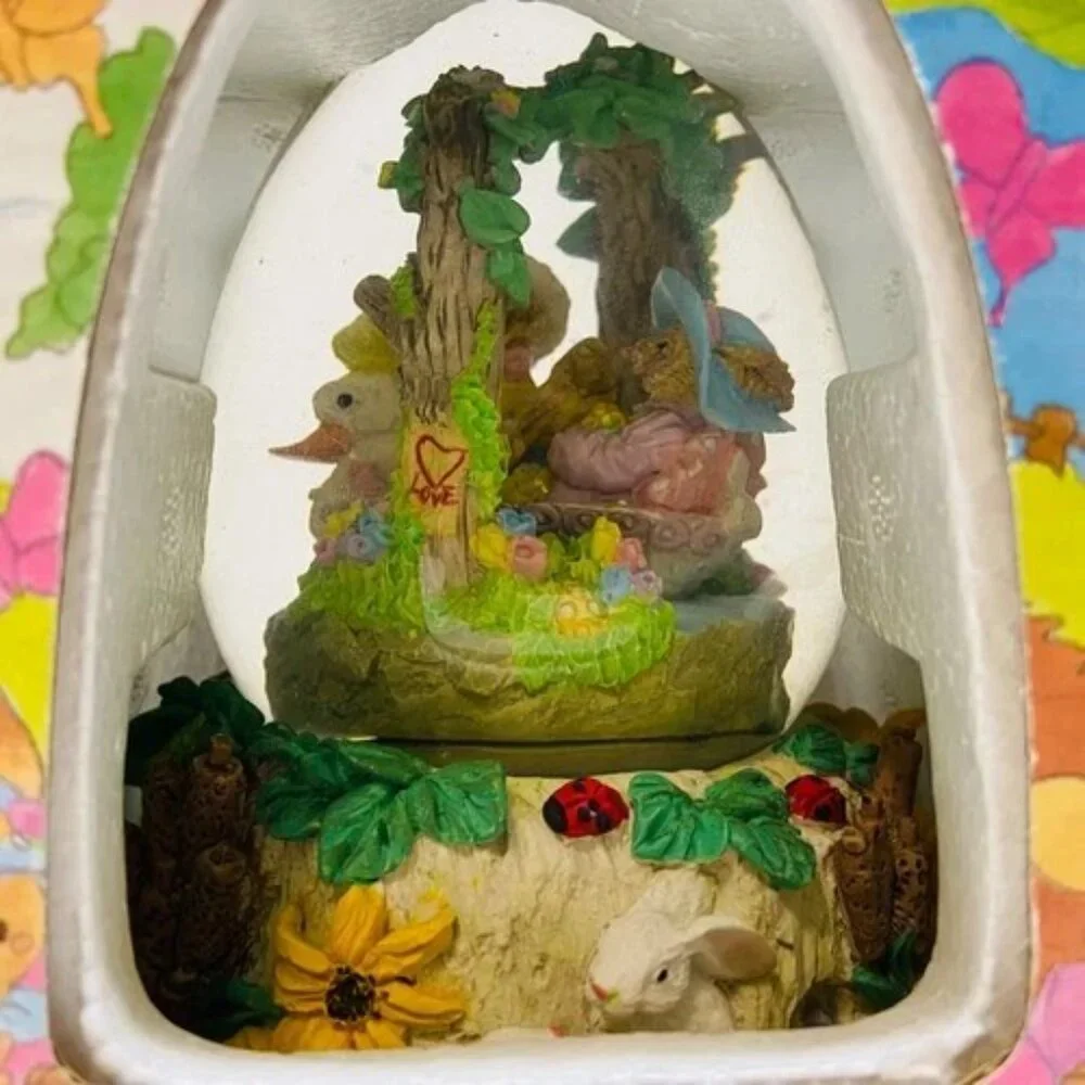 Vintage Easter Bunny Egg Shape Musical Water Globe Easter Parade Song 5.5